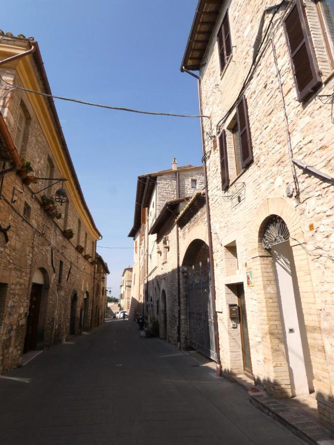 Scappo In Umbria, La Casa Di Eude Lejlighed Assisi Eksteriør billede