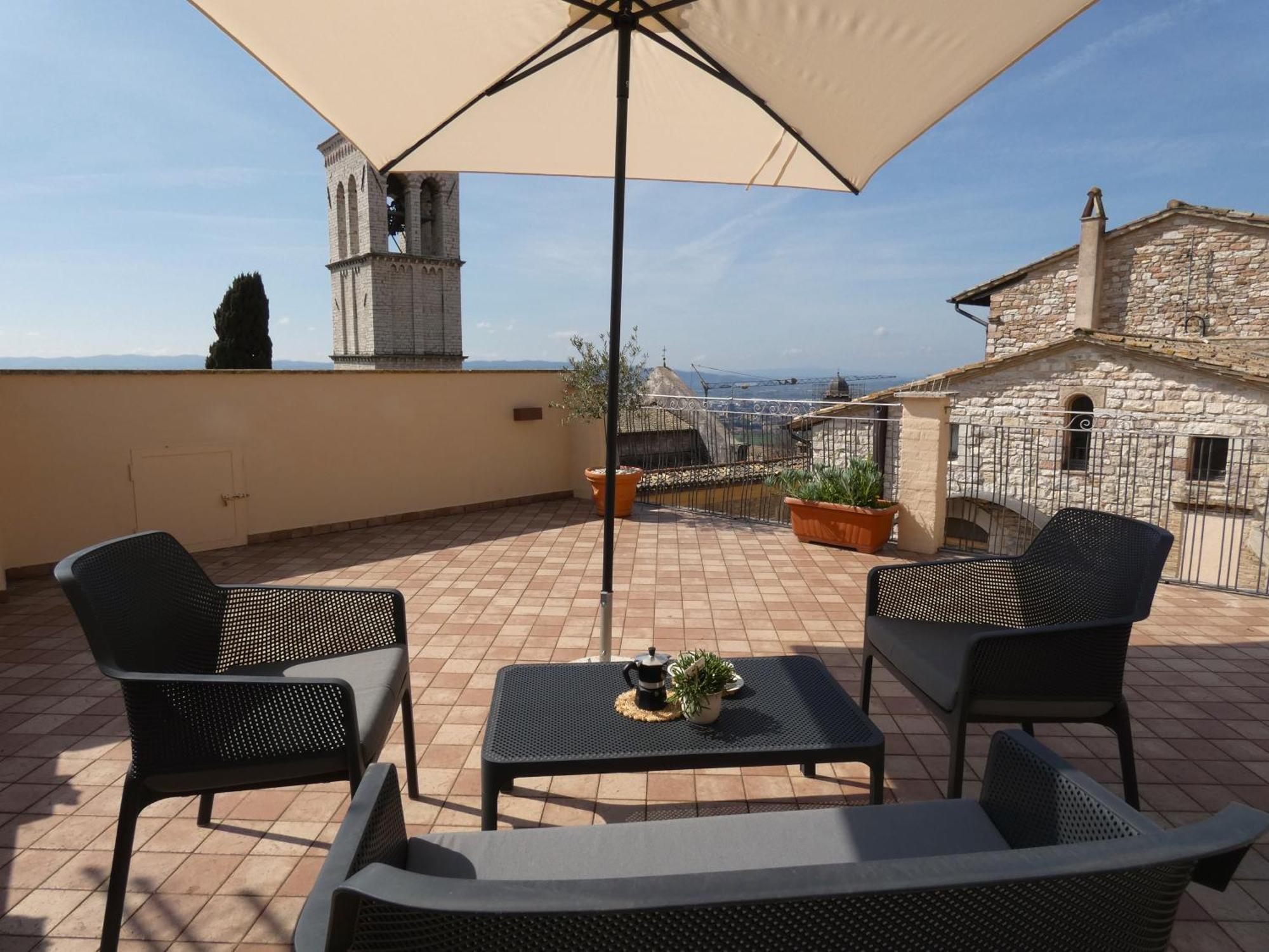 Scappo In Umbria, La Casa Di Eude Lejlighed Assisi Eksteriør billede
