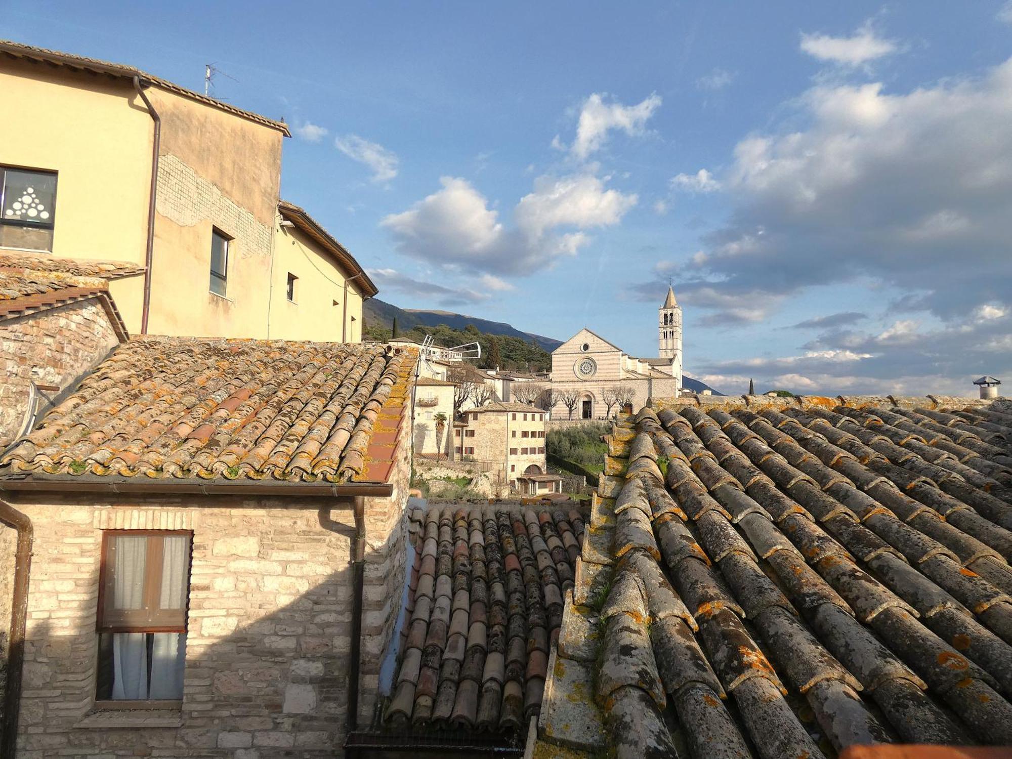 Scappo In Umbria, La Casa Di Eude Lejlighed Assisi Eksteriør billede